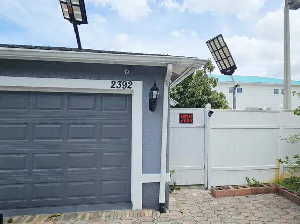 2392 Kirk Rd, Palm Springs, FL 33406