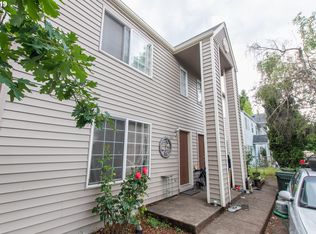 1864 11th Pl, Springfield, OR 97477