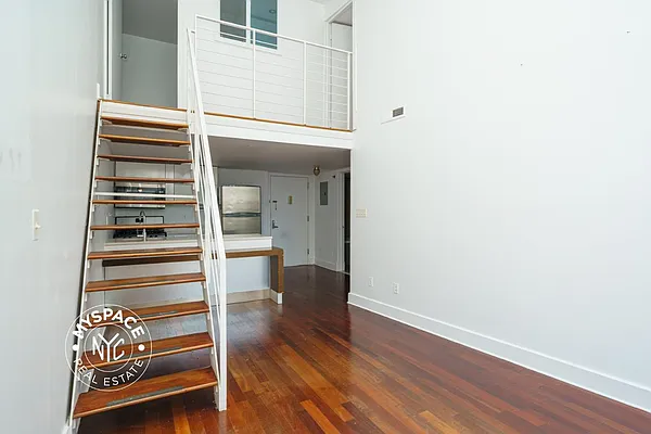 Rented by MySpaceNYC | media 21