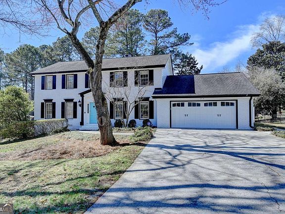 2nd image of 477 Patterson Rd