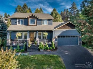 61182 Sleepy Ct, Bend, OR 97702