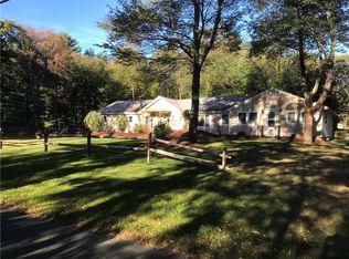 98 South St, Upton, MA 01568