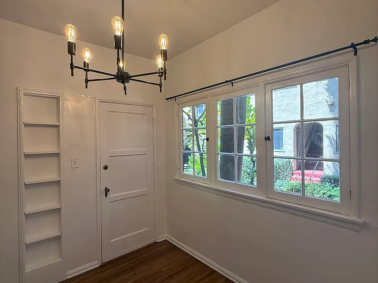 1316 Lucile Ave #3/4 — Photo 3