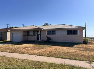 729 Wilbanks Dr, Spearman, TX 79081