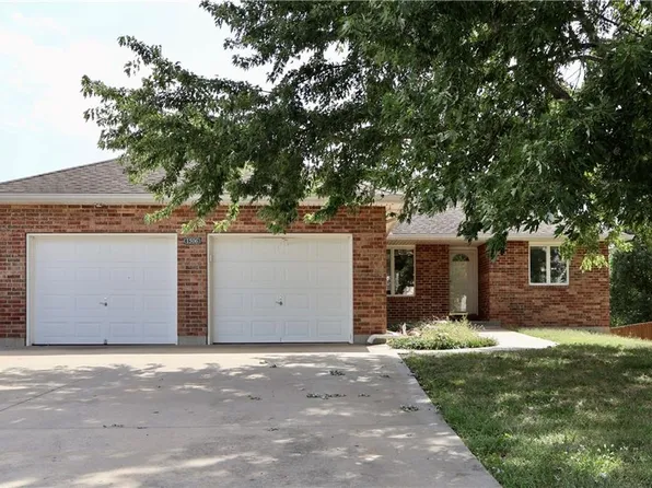 1506 Emerald Way, Warrensburg, MO 64093