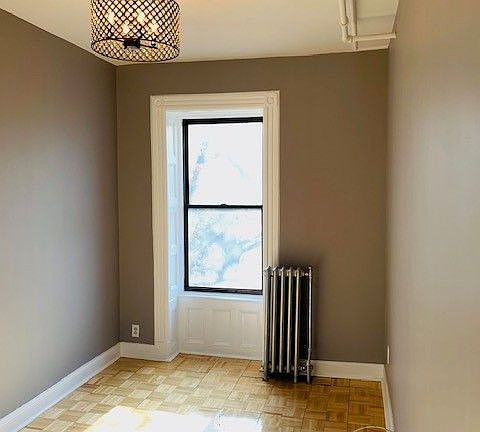 5th image of 97 Macon St APT 5