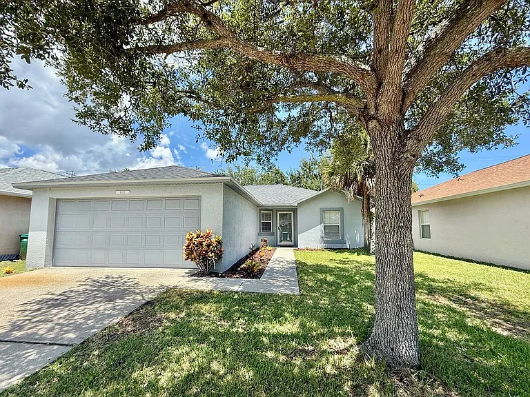 4010 Wilkes Dr — Photo 7