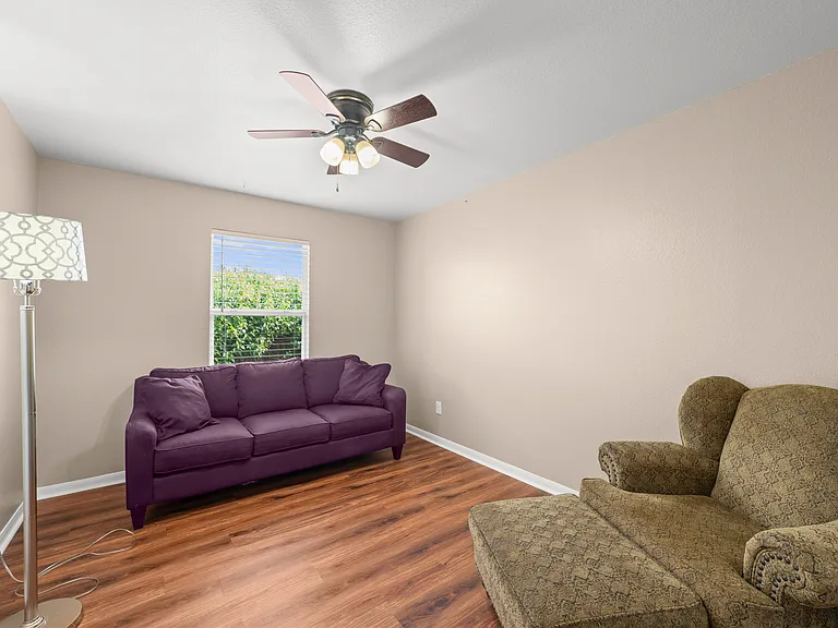 3903 Thunder Creek Dr — Photo 16