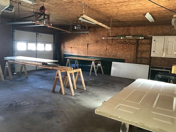 2nd image of 126 E Main St