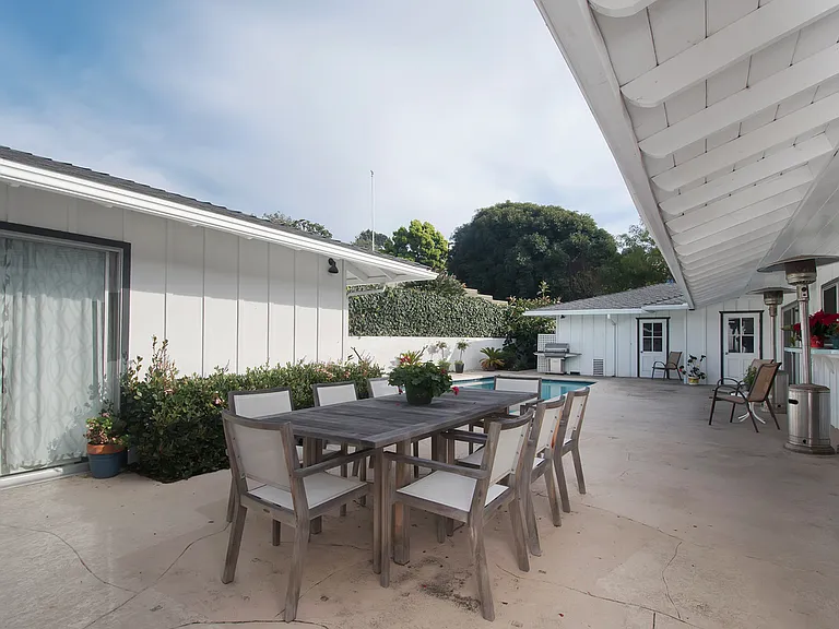1375 Muirlands Vista Way — Photo 23