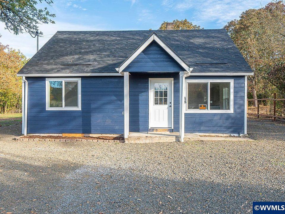 1st image of 40121 Lacomb Dr