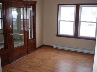 18216 Canterbury Rd, Cleveland, OH 44119