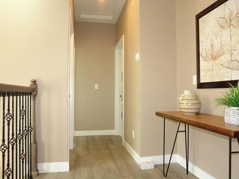 830 Civic Center Dr — Photo 10