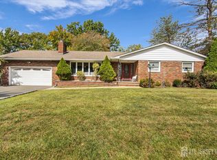 10 Cutter Ave, Edison, NJ 08820