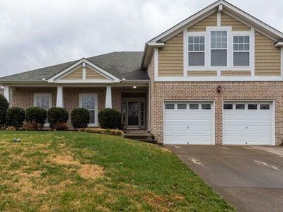 105 E Ridgeview Trce, Hendersonville, TN, 37075