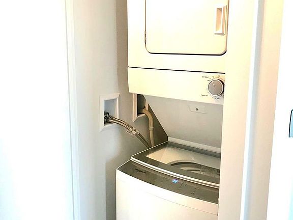 5th image of 2550 Simcoe St N #1121