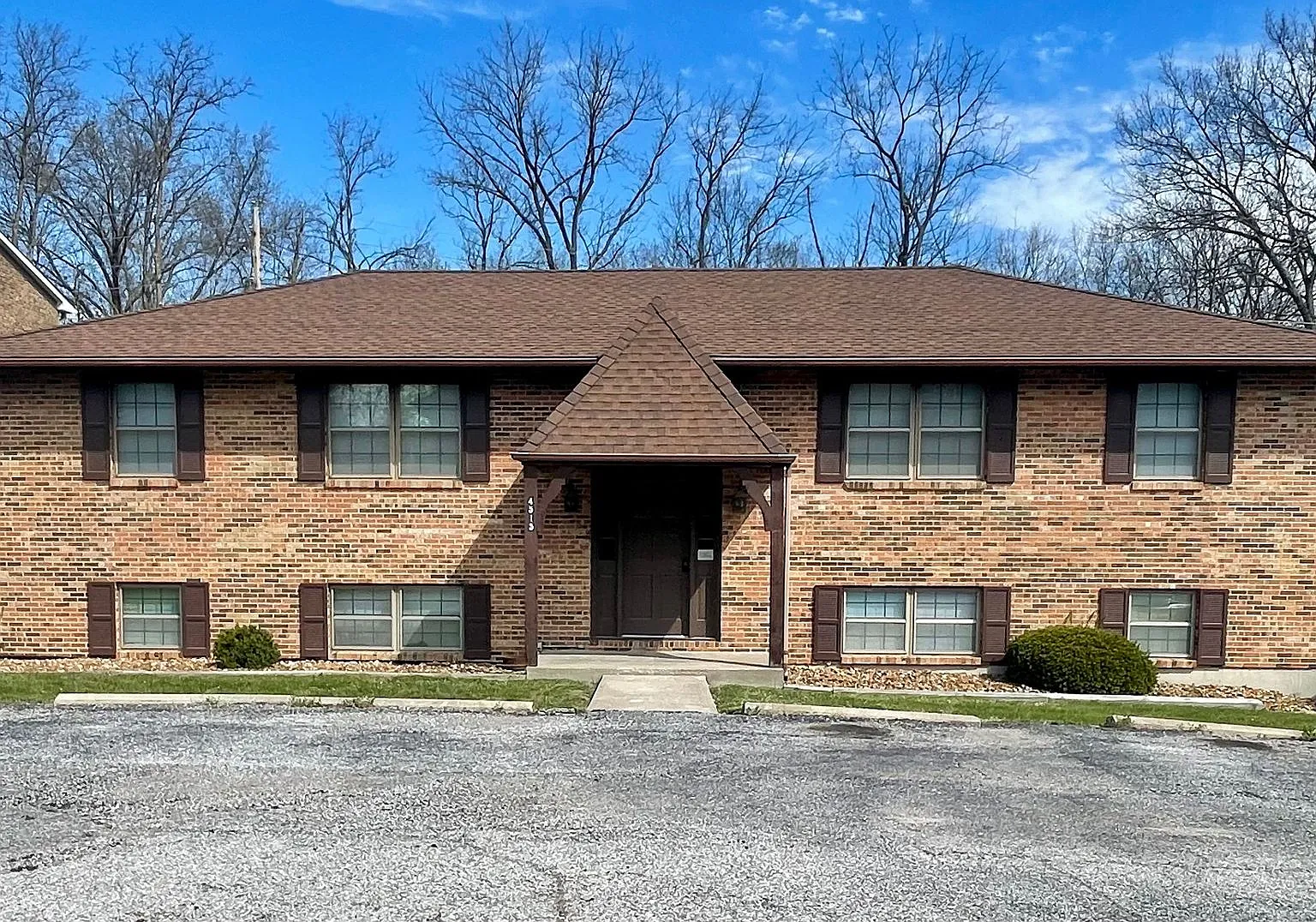 4515 W. Millbrook Dr — Photo 1