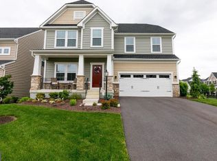 112 Skipper Dr, Lake Frederick, VA 22630