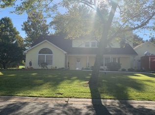 55 Country Club Rd, Willingboro, NJ 08046