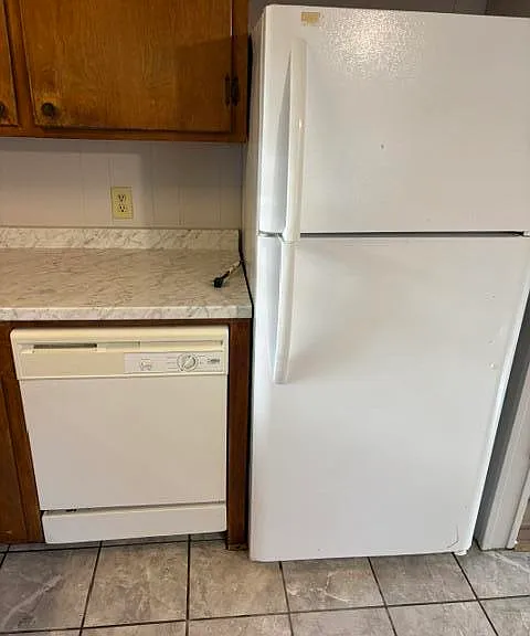 325 N Salem Ave — Photo 8