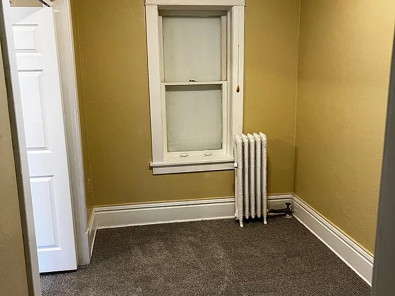 467 Herschel St. — Photo 13