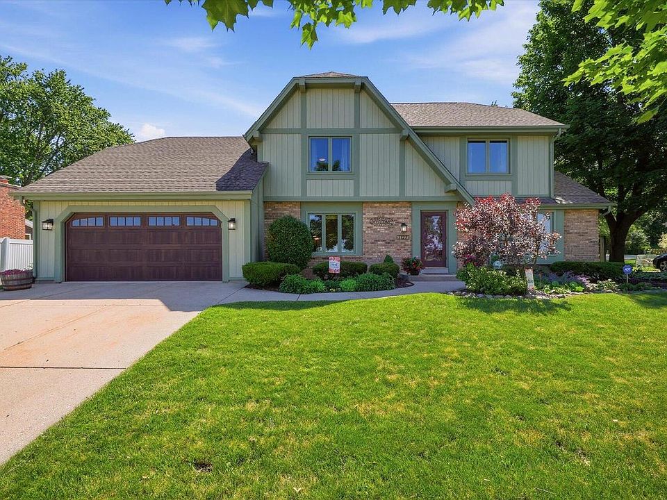 1st image of 1127 Tenny AVENUE