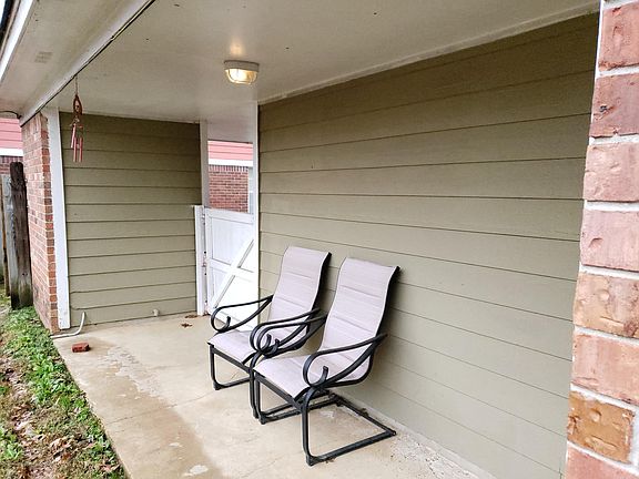 4th image of 5549 Kentwood Dr
