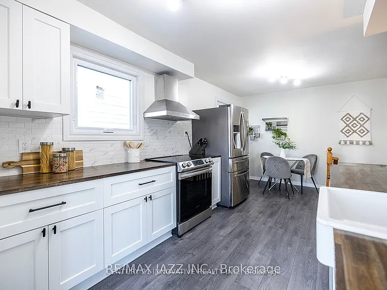 125 Peacock Blvd — Photo 10