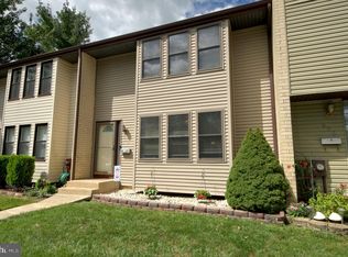 908 Jamestown Rd, East Windsor, NJ 08520