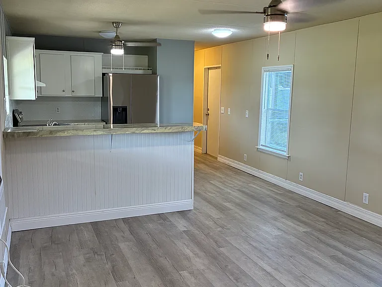 1714 Kenneth Ln — Photo 14