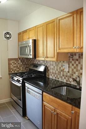 4th image of 9467 Fairfax Blvd #200