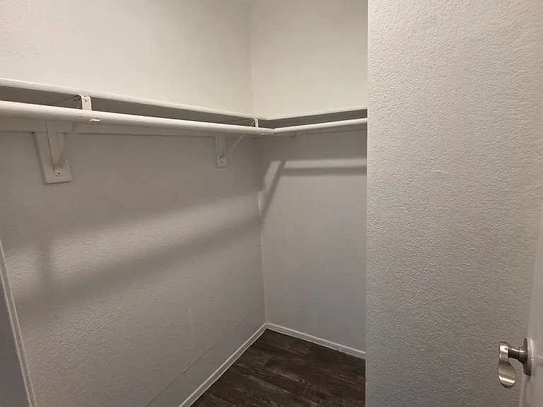 Canyon 35 Apartments — Photo 41