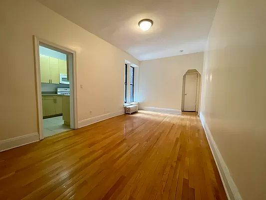 1st image of 2 Pinehurst Ave APT 2A
