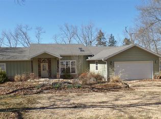 46 Hoss Spring Trl, Lampe, MO 65681
