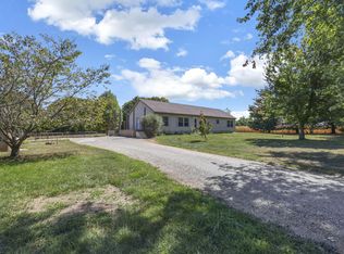 13944 Lafayette Rd, Utica, OH 43080