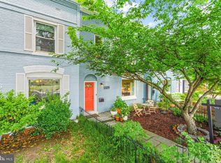 1328 L St SE, Washington, DC 20003