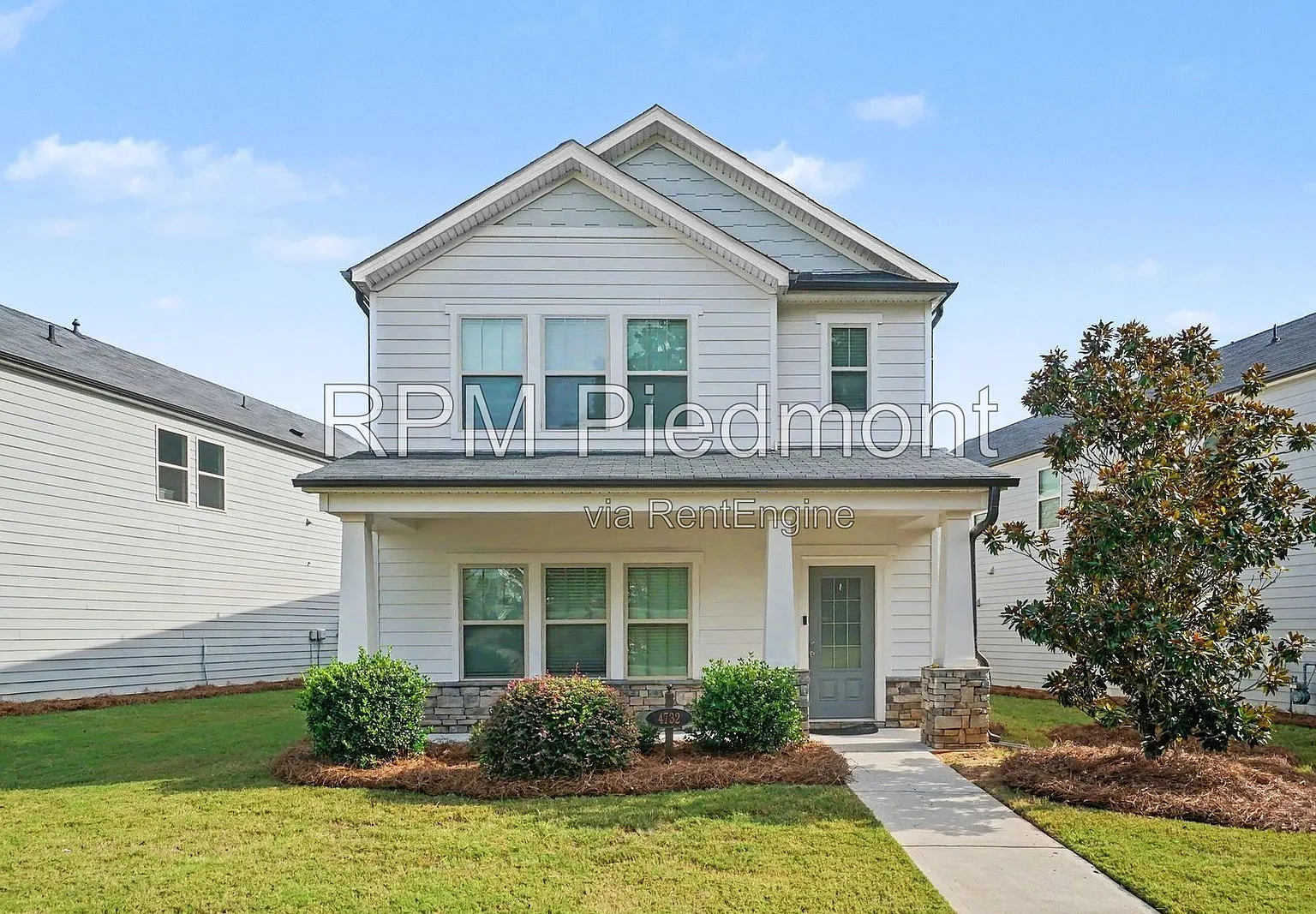 5 bed, 3.0 bath, 2534 sqft, $3,500 — Photo 1