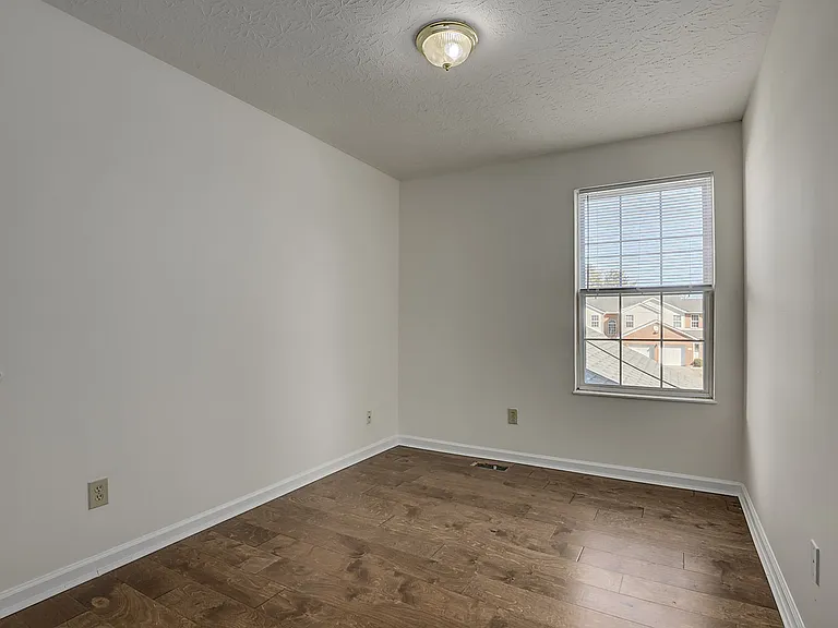 4104 Otter Creek Dr — Photo 9
