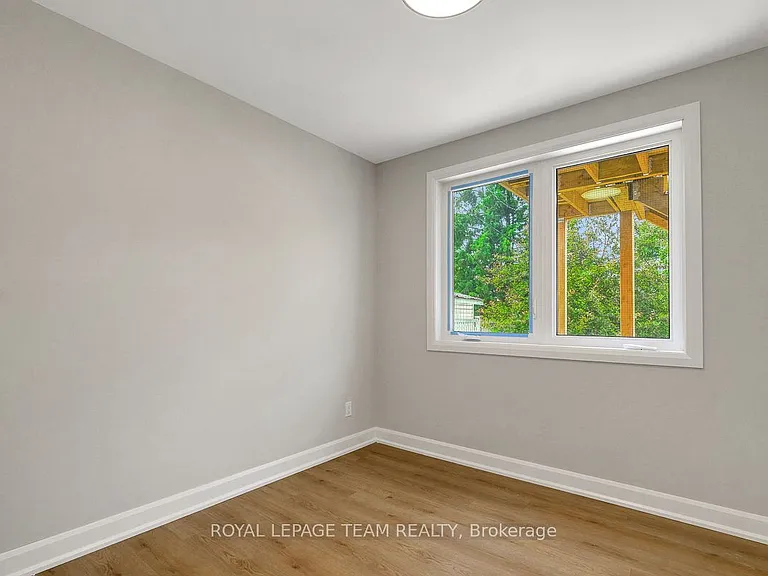 1952 Othello Ave #2 — Photo 8