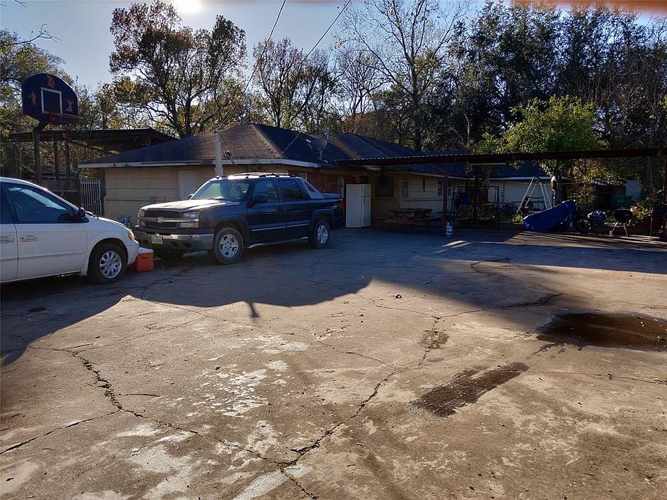 1st image of 13423 Courrege Ln