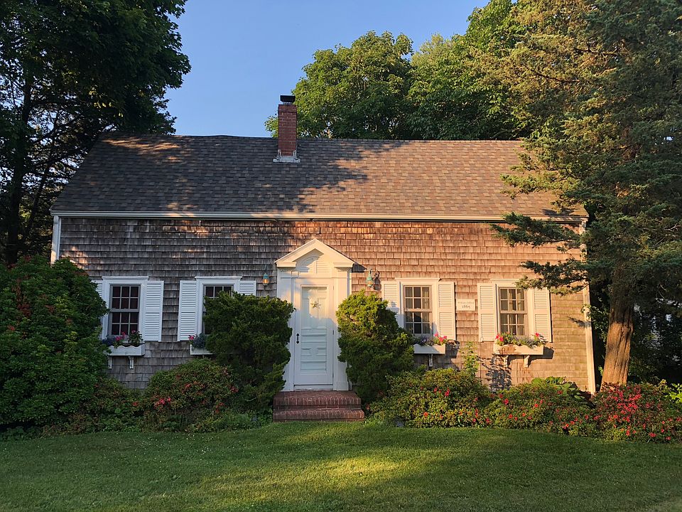 148 Main St, Cotuit, MA 02635 Zillow