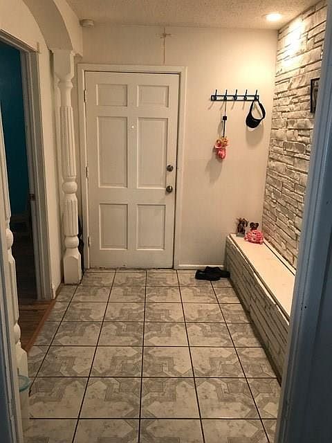 1st image of 337 Heirloom Dr