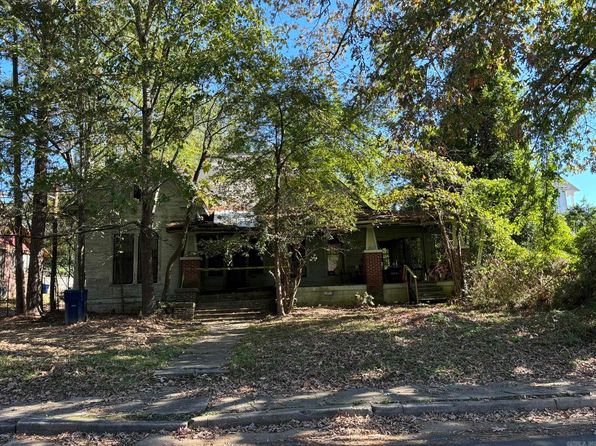 121 Cleveland Ave NW, Camden, AR 71701