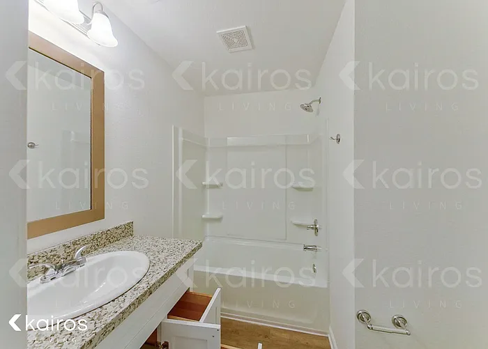 11425 Camden Court Cir — Photo 12
