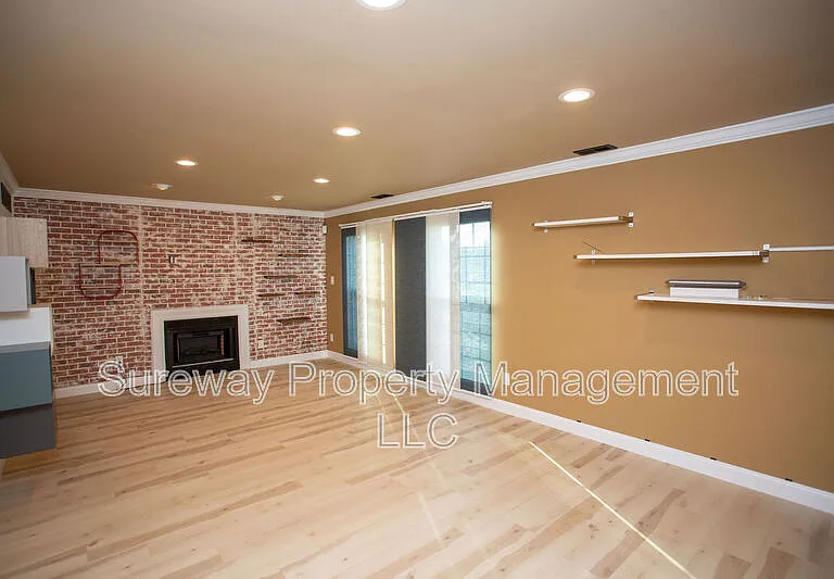23 Winterset Ln — Photo 9