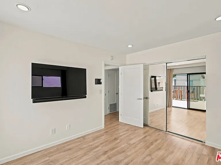 23 E Privateer St — Photo 31