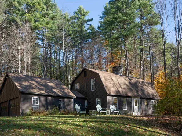 45 Warner Lane, Hartford, VT 05059