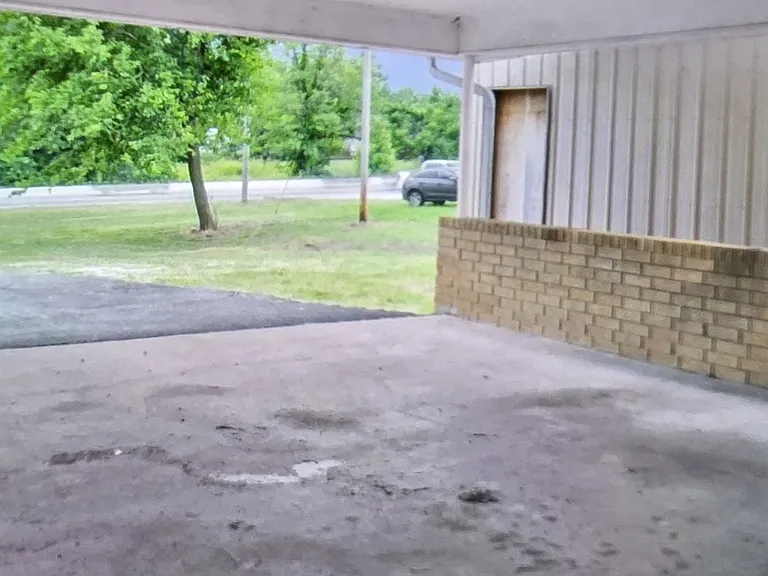 1259 N Business Highway 49 — Photo 18