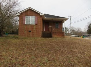 1900 Arlington Rd, Hopewell, VA 23860