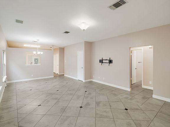 4th image of 12222 Netherwood Ln
